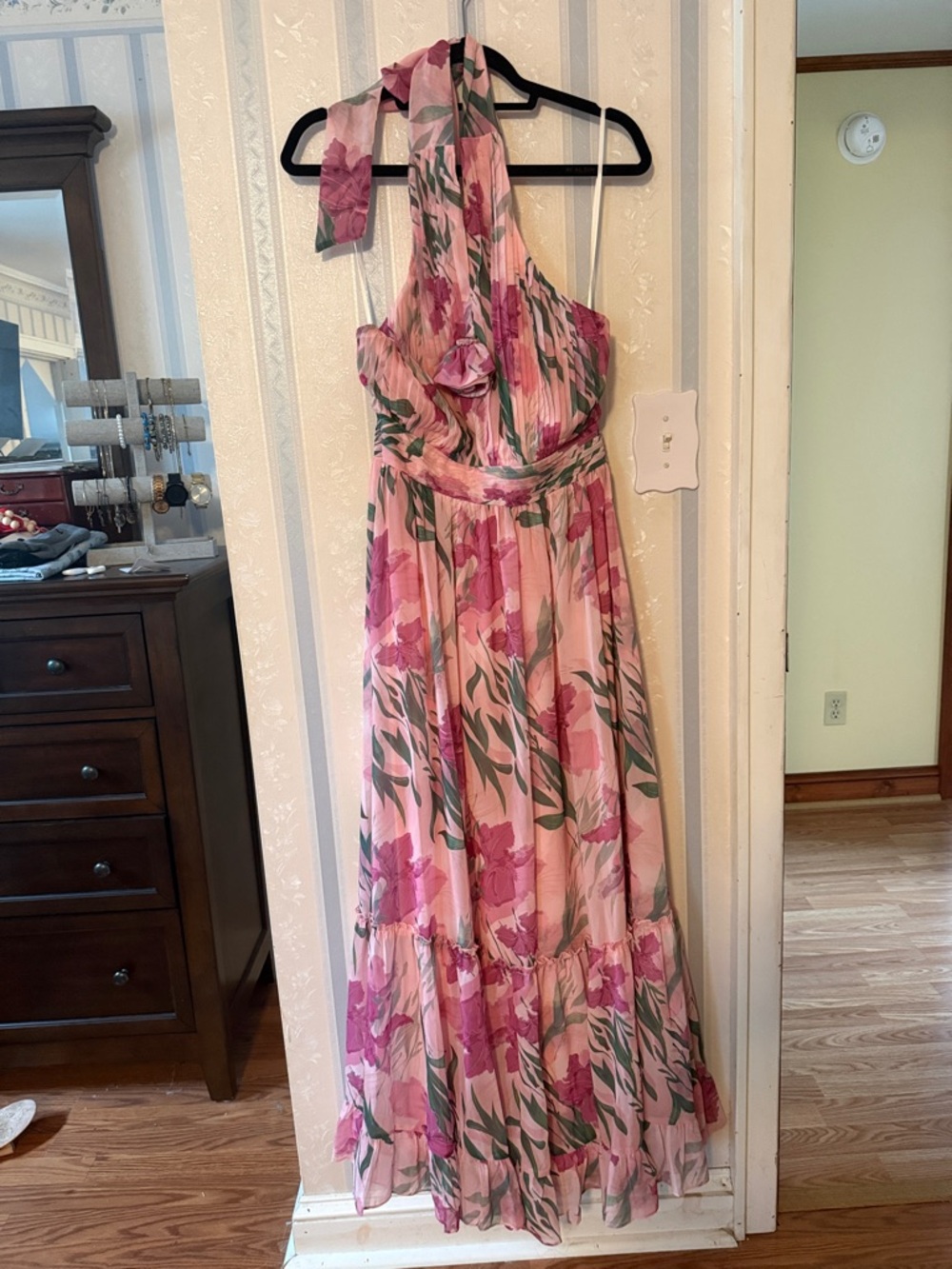 Petal & Pup Pink Floral One-Shoulder Maxi Dress with Green Leaf Detail - Picture 3 of 11
